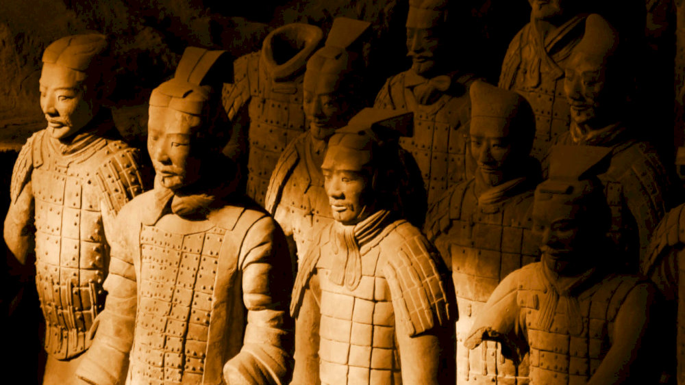 Life-sized statues demonstrate the outstanding sculptural talent of the Qin Dynasty 